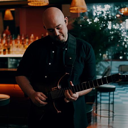 Live Looping Artist Dubai