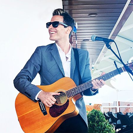 Cantante e chitarrista australiano