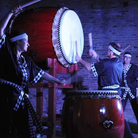 Gruppo di percussioni giapponesi