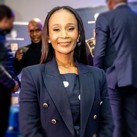 Fifi Peters - Finance Host