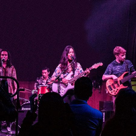 Groupe de reprises de musique pour soirées