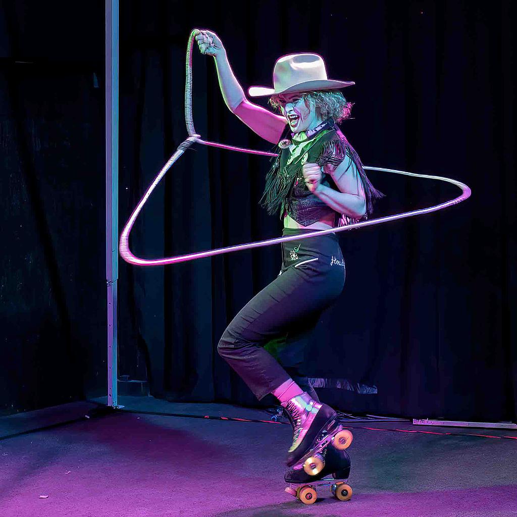 Numéro cow-girl en roller