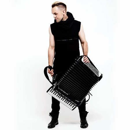 Joueur d'accordéon alternatif