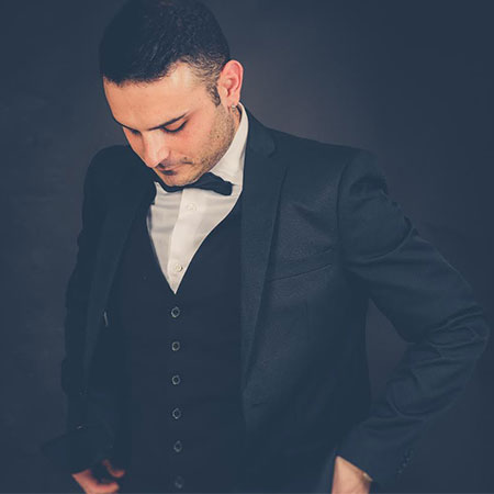 Cantante de música italiana en vivo