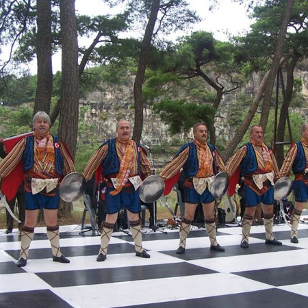 Danseurs d'épée turcs