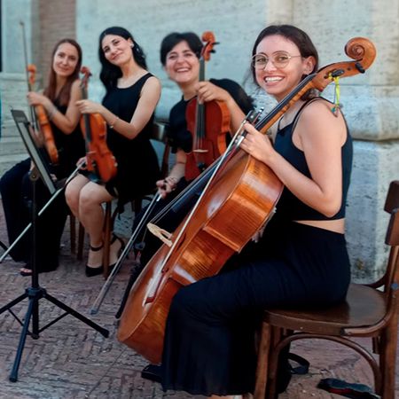 Ensemble de cordes de mariage en Italie