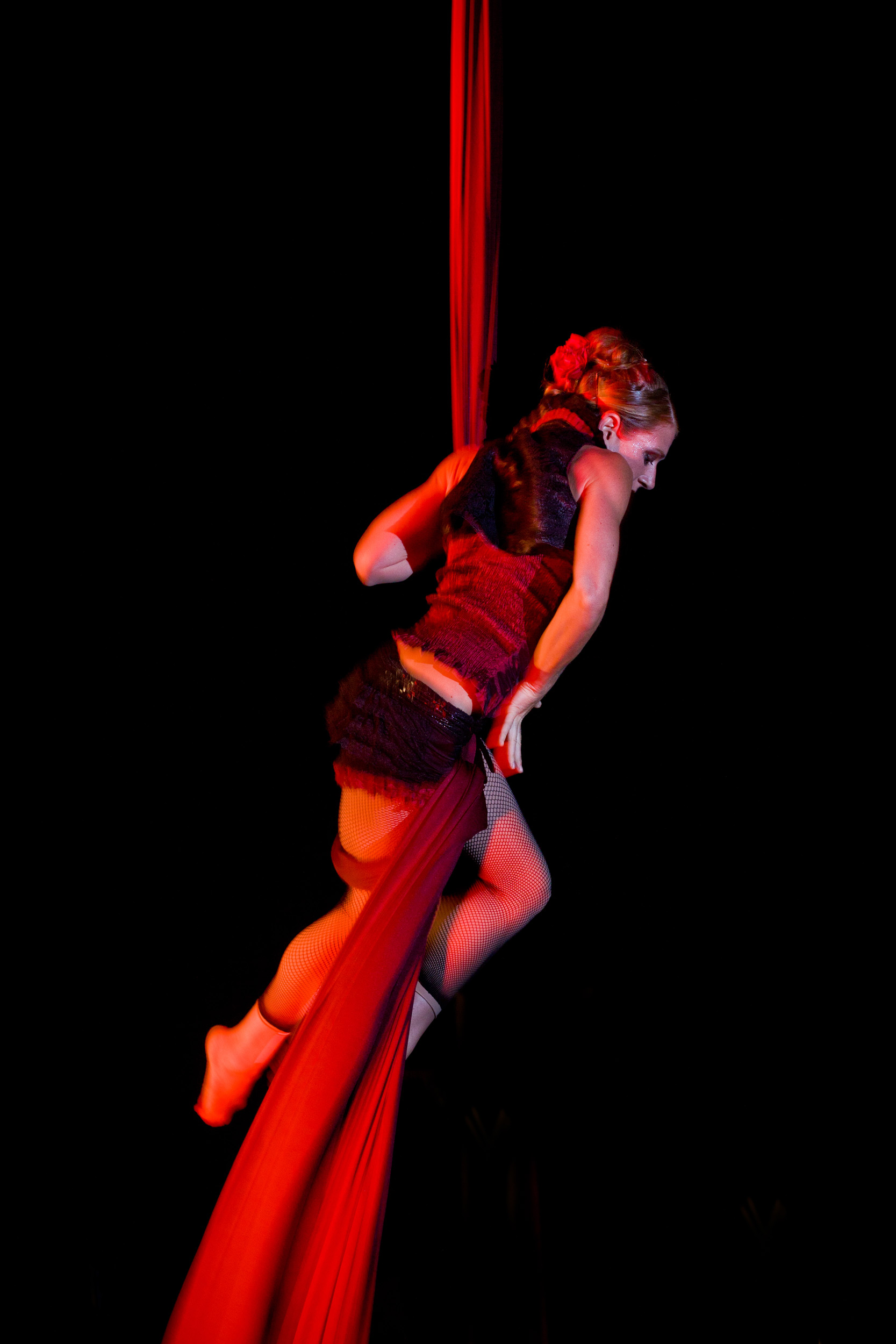 Hire Aerialist Performer Vienna | Aerial Fire Show | Aerial Dance Show