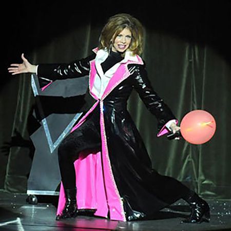 Female Illusionist USA 