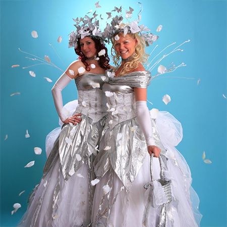 Roaming Street Performer London