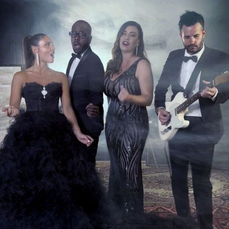 Banda de versiones de fiesta animada Bologna