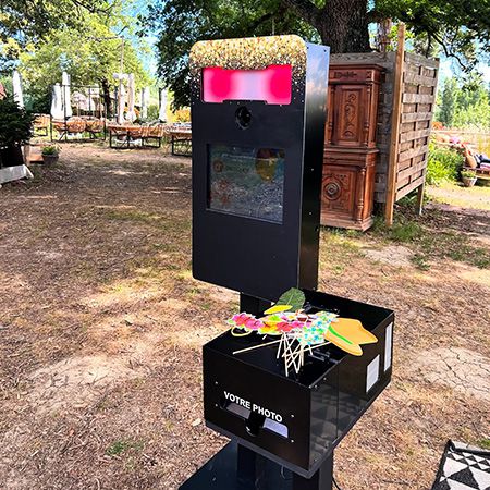 <span>Premium Photo Booth</span>