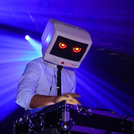 Robot Head DJ & Saxophonist