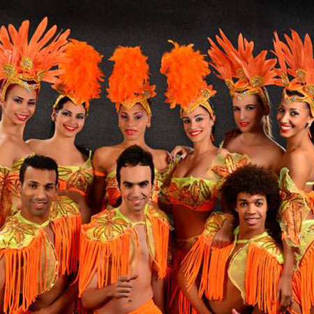 Spettacolo di danza cubana al cabaret