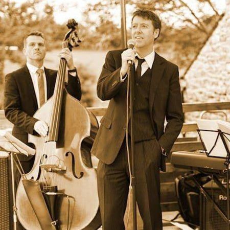 Vintage Themes Cover Band