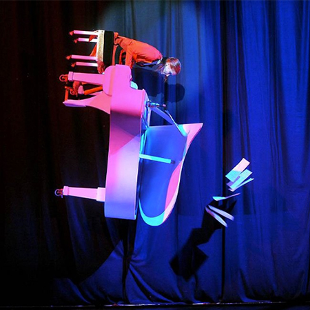 Flying Piano Show