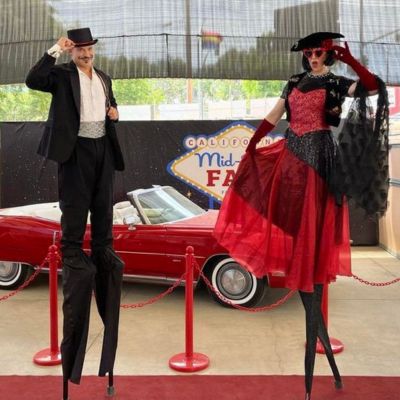 Classic Hollywood Stilt Walkers