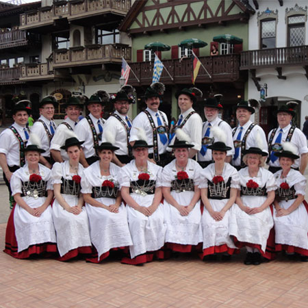 Danseurs folkloriques bavarois