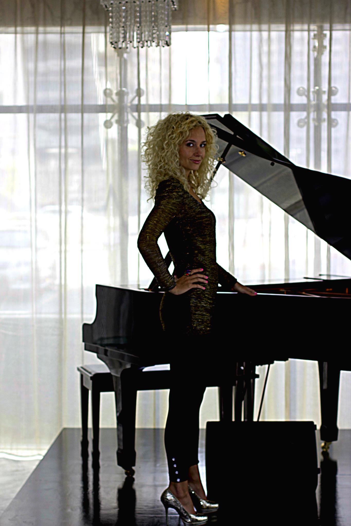 Pianist And Vocalist South Africa Hotel Pianist Johannesburg 4885