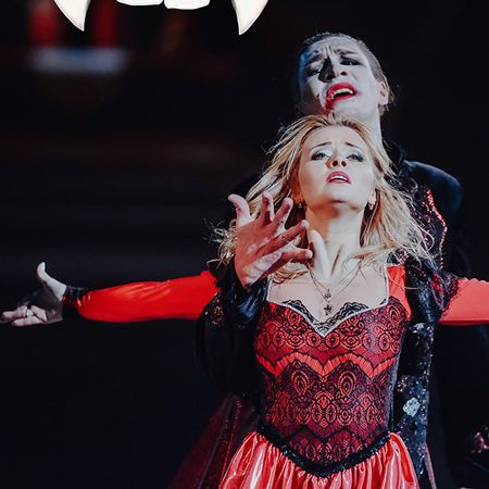 Dracula On Ice Russia