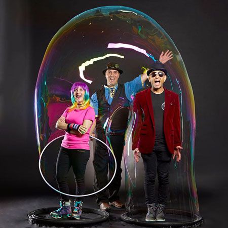 Kinder-Bubble-Show