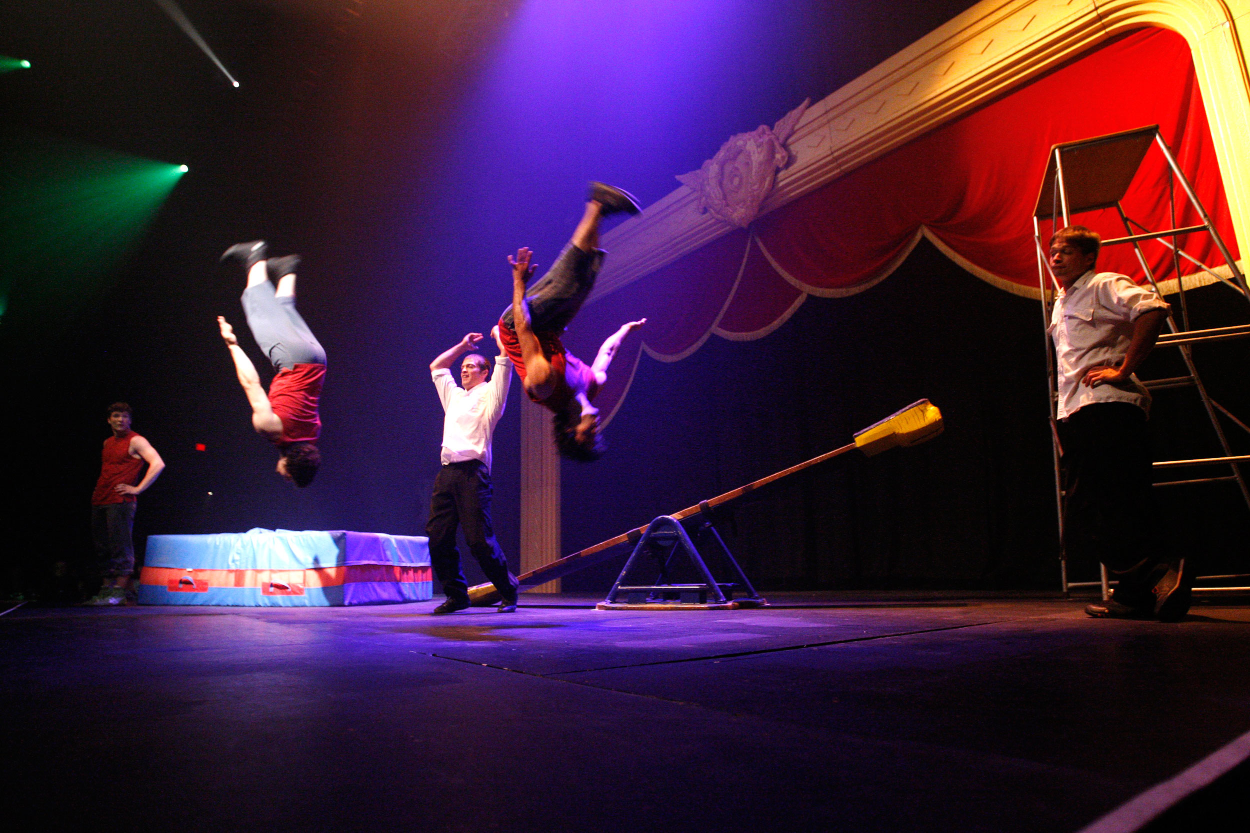 Hire Teeterboard Act Quebec Circus Show Quebec Book Acrobats