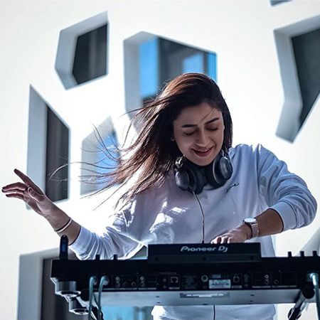 DJ Femenina Arabia Saudita