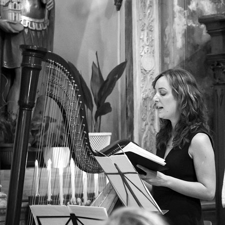 Dúo instrumental de cantante y arpa