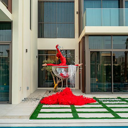 <span>Martini Glass Acrobat Dubai</span>