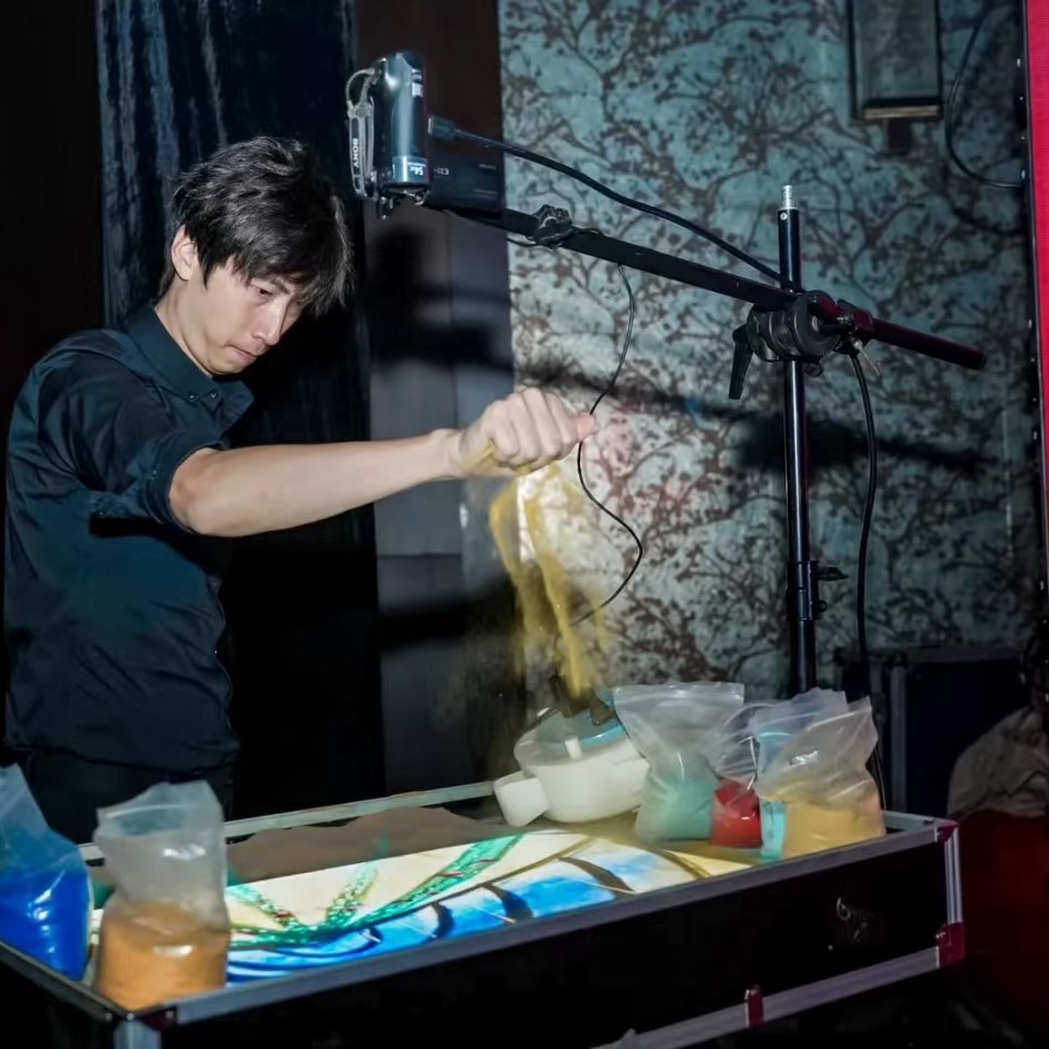 Live Sand Painting