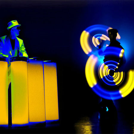 LED-Show mit Percussion