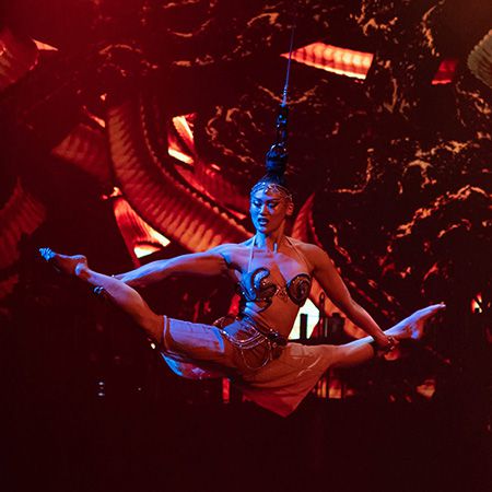 Hair Hang Performer