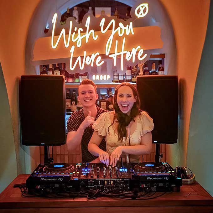 Hire Our MultiGenre DJ Duo Las Vegas Scarlett Entertainment