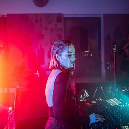 <span>Female Event DJ Cannes</span>