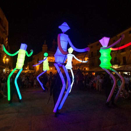 Giant Dancing Puppets Spain