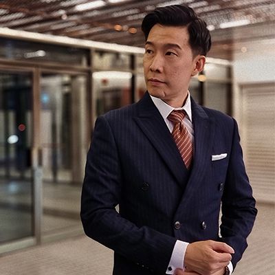 Multilingual Host Malaysia