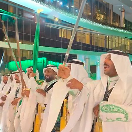 Troupe de danse traditionnelle saoudienne