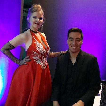 Singer & Pianist Argentina