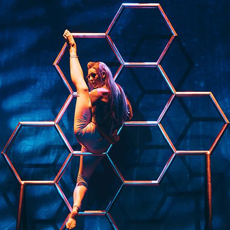 Honeycomb Prop Acro Dance Show
