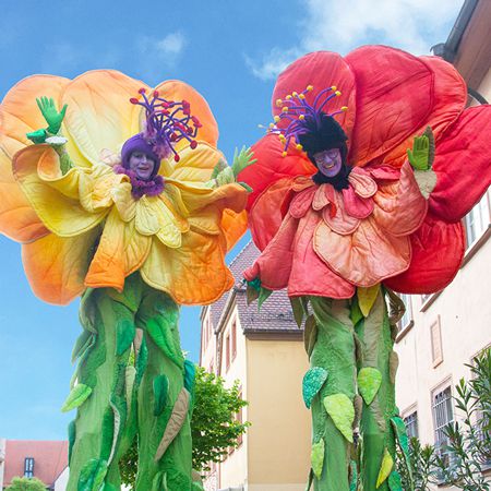Poppy Stilt Walkers