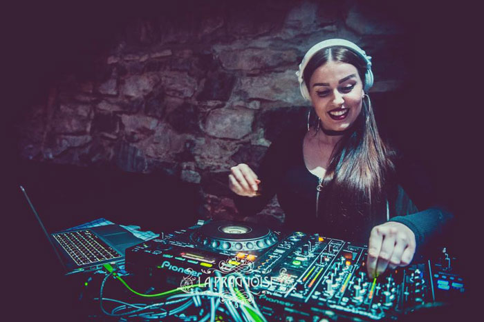 Book Female DJ Prague | Czech Republic