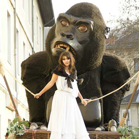 <span>Scultura di un gorilla gigante in Spagna</span>