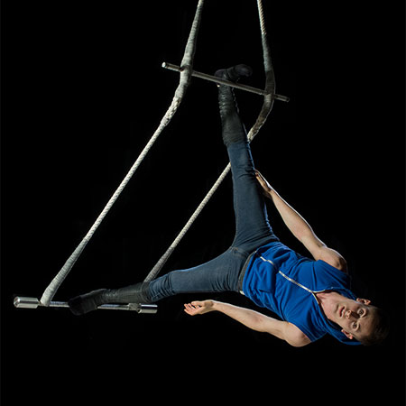 Hire Double Bar Trapeze - Trapeze Artist Montreal