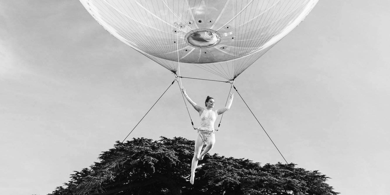 Heliosphere Aerial Act Captivates Guests at Heveningham Concours Show