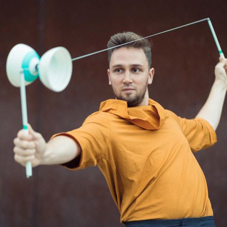 Diabolo Juggler Germany