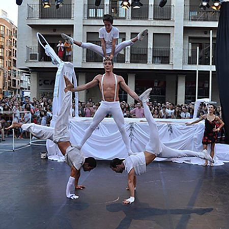 Espectáculo de Acrobacias en Valencia