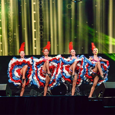 Danseuses de Can Can à Dubaï