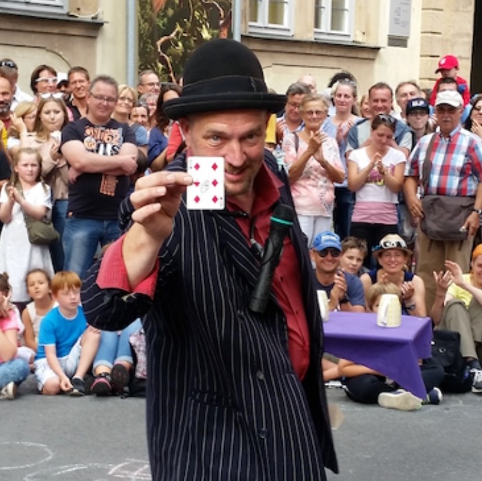 Live Comedy Magician Spain