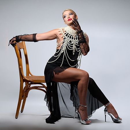 Female Singer & Dancer Bahrain