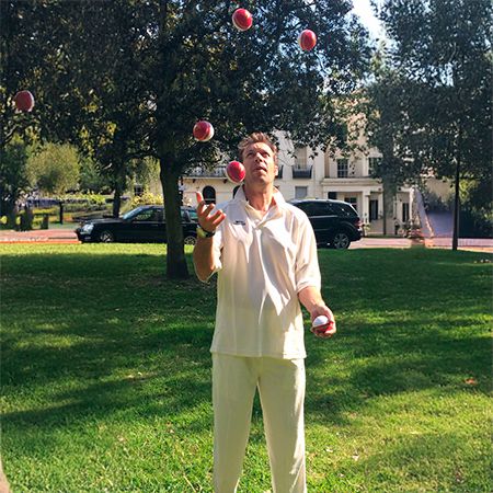 Walkabout Juggling Cricketer