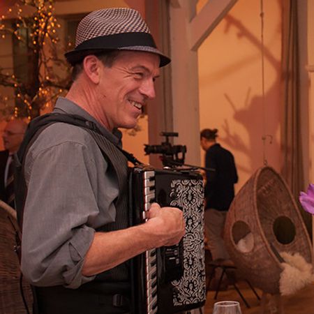 Accordionist & Singer Amsterdam